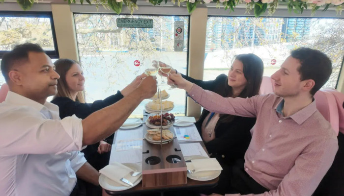 Wine Tasting London Bus Tour Golden Tours